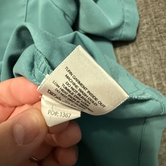 Figs Large Scrub Top - Picture 7 of 7